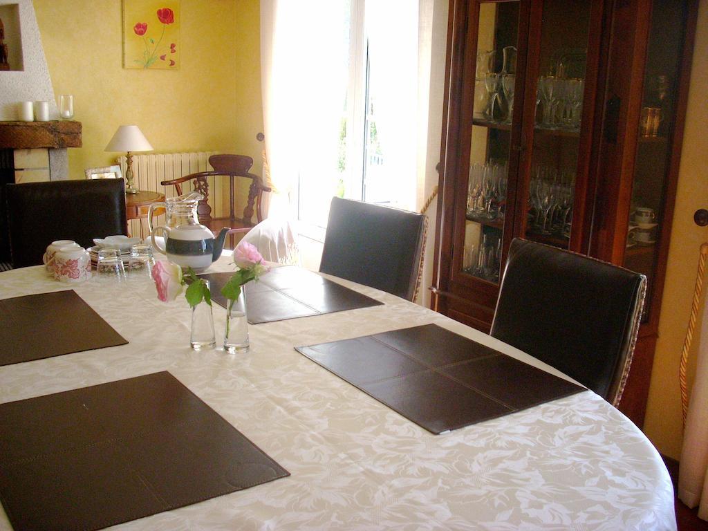 Chambres D'Hotes Kergollay Lanhouarneau Εξωτερικό φωτογραφία